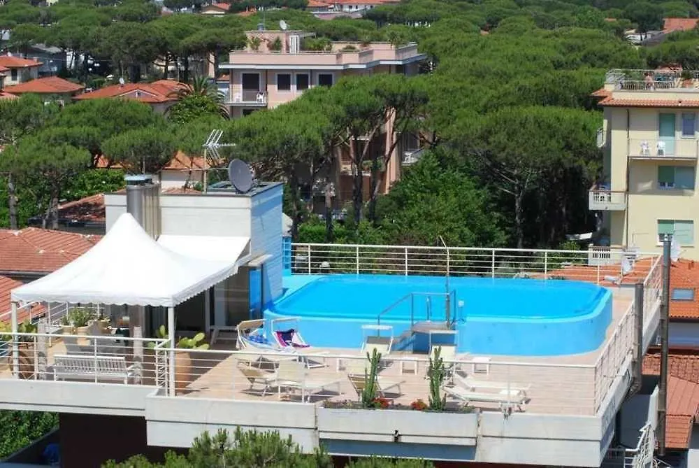 Hotel Bracciotti Lido di Camaiore