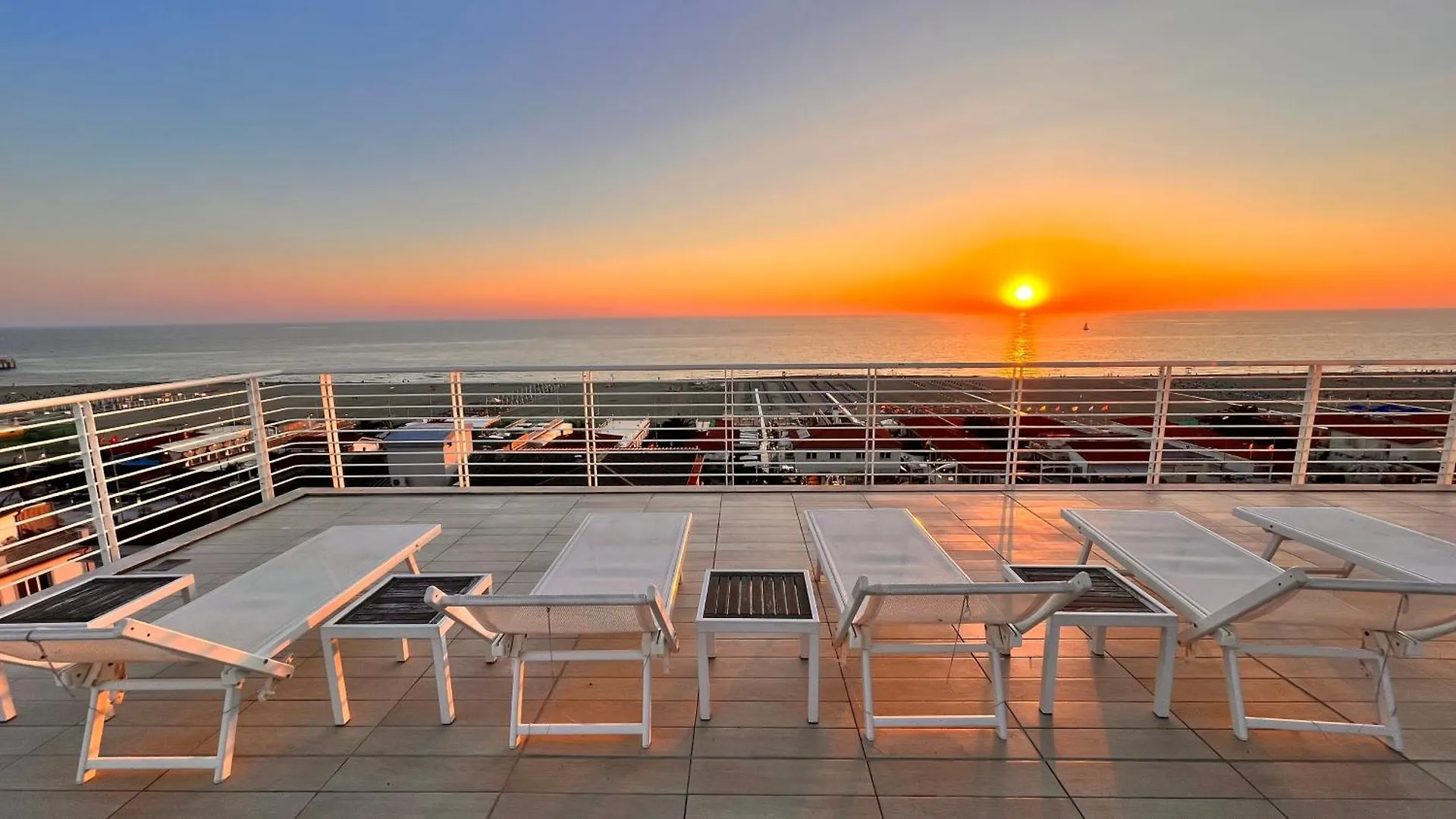 Hotel Bracciotti Lido di Camaiore Italia