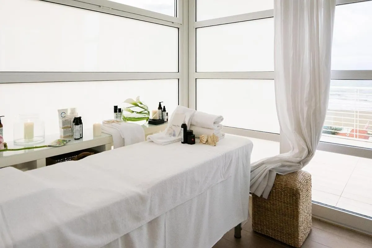 Hotel Bracciotti Lido di Camaiore 3*,